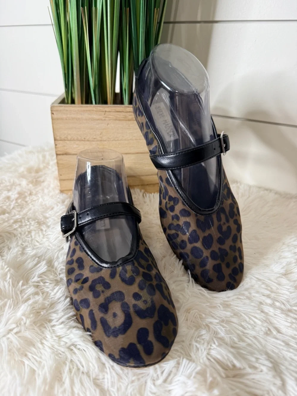 Steve Madden Dreaming Mesh Mary Jane Ballet Flats Leopard Print Size 8M - Picture 3 of 8